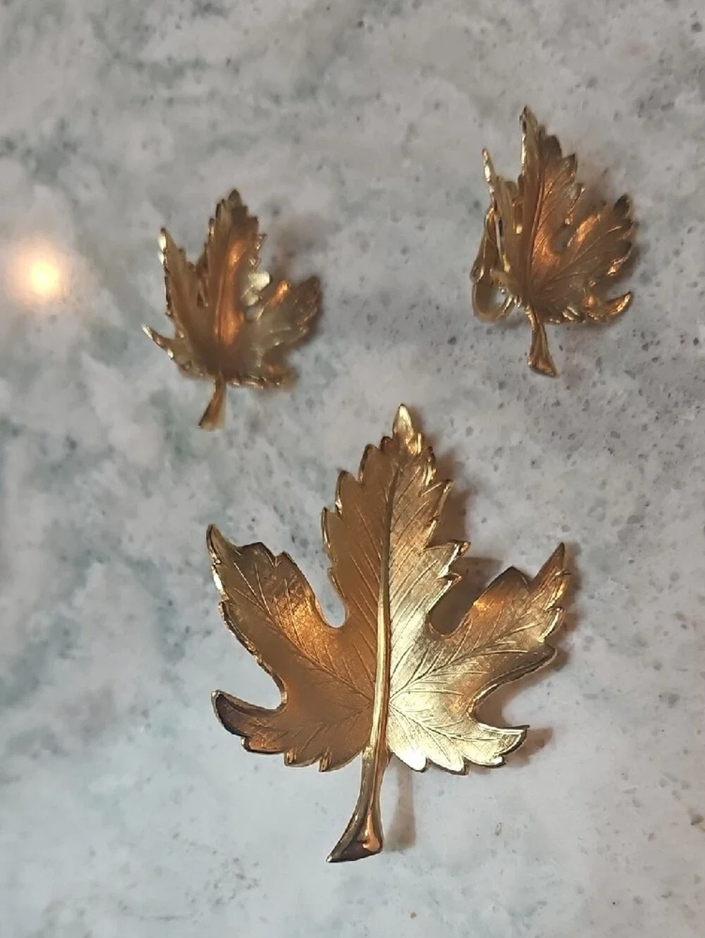 Giovannio Gold Leaf Brooch and Earrings Set